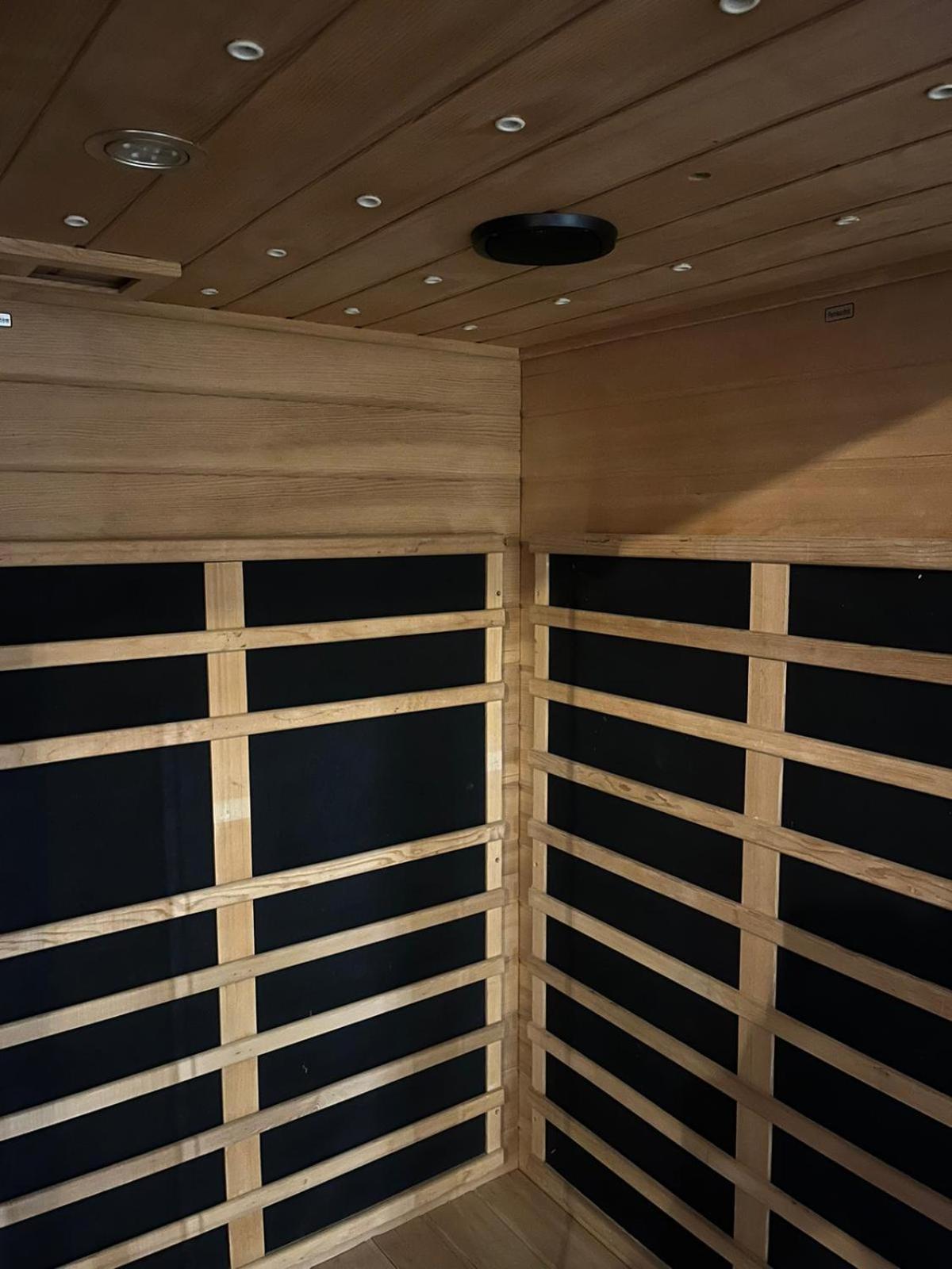 Appartement Avec Jacuzzi Et Jardin Kehl Exterior foto